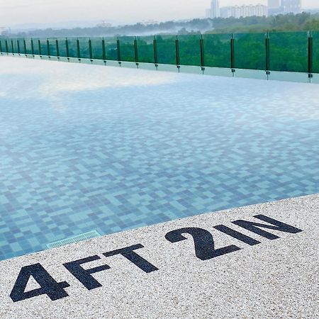 Homenest Jb City Poolview Suite By Cozy Home ジョホールバル エクステリア 写真