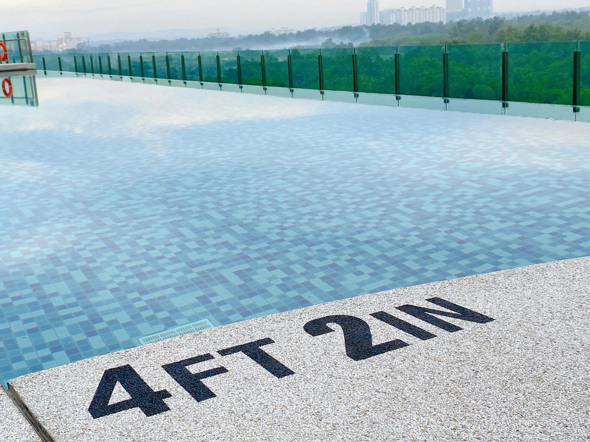 Homenest Jb City Poolview Suite By Cozy Home ジョホールバル エクステリア 写真
