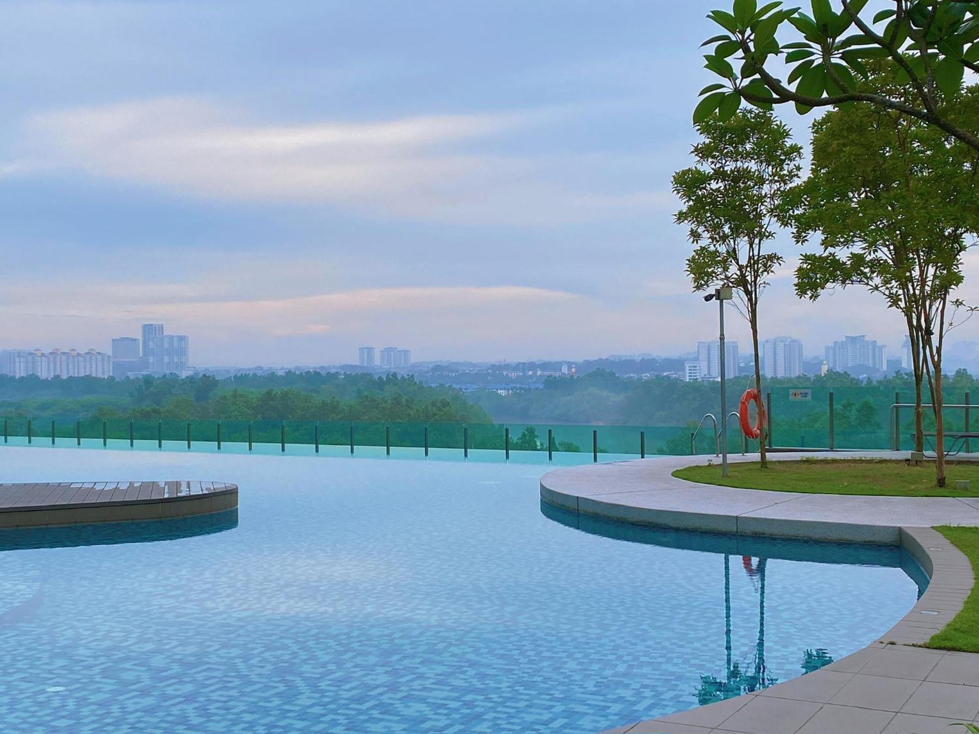 Homenest Jb City Poolview Suite By Cozy Home ジョホールバル エクステリア 写真